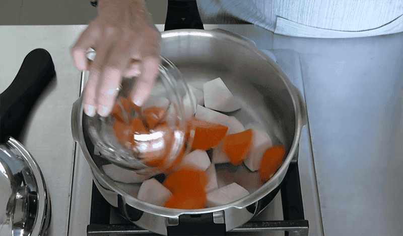 綠豆地瓜白木耳湯＿零秒活力鍋